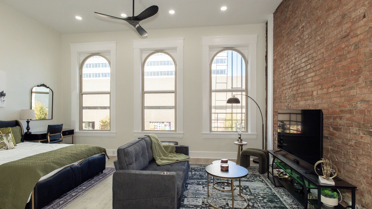 Photo of Bedroom in Downtown Cincinnati