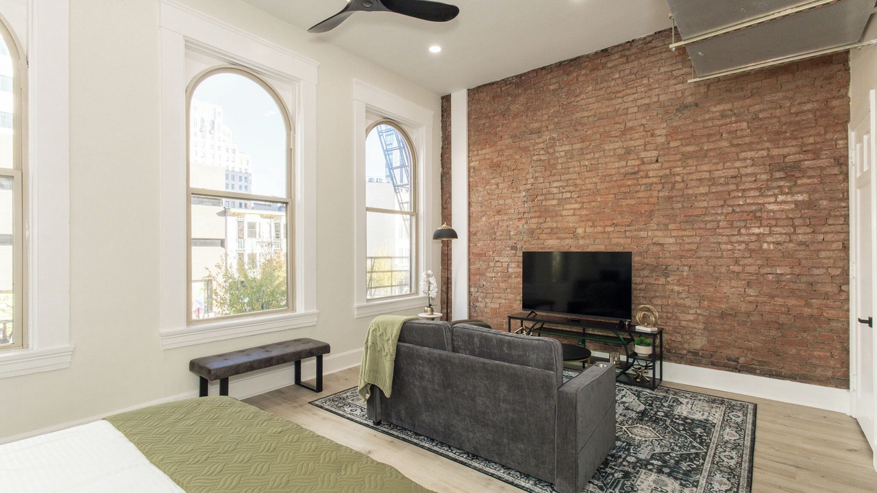 Photo of Bedroom in Downtown Cincinnati