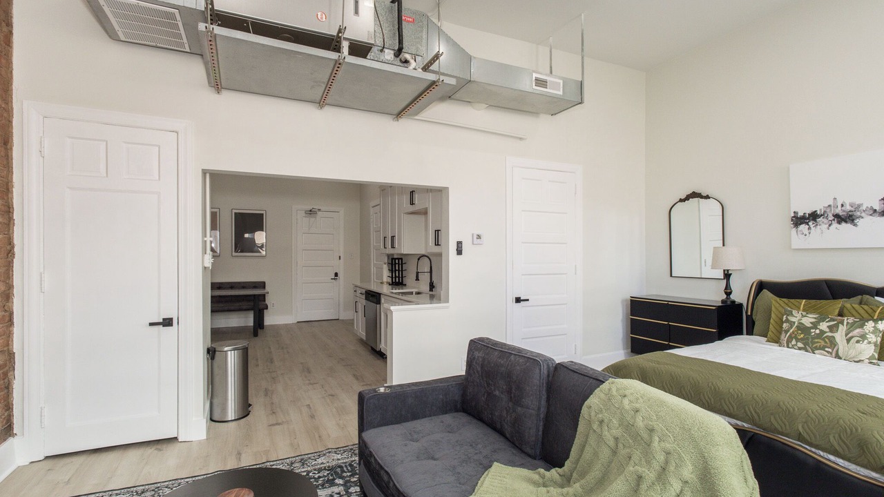 Photo of Bedroom in Downtown Cincinnati