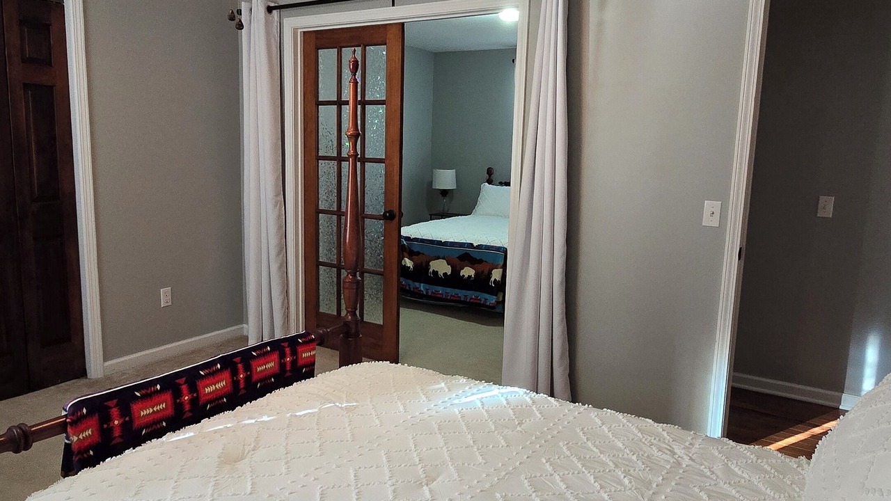 Photo of Bedroom in Arthur