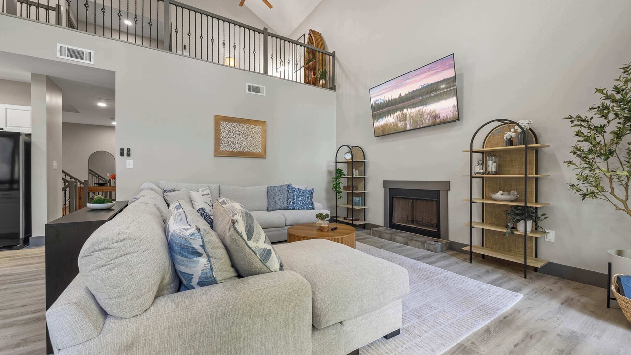 Photo of Livingroom in Toccoa