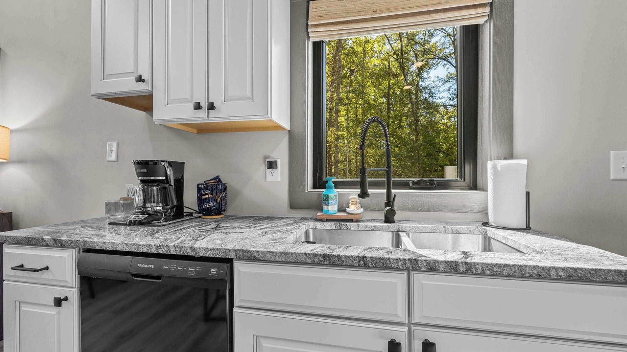 Photo of Kitchen in Toccoa