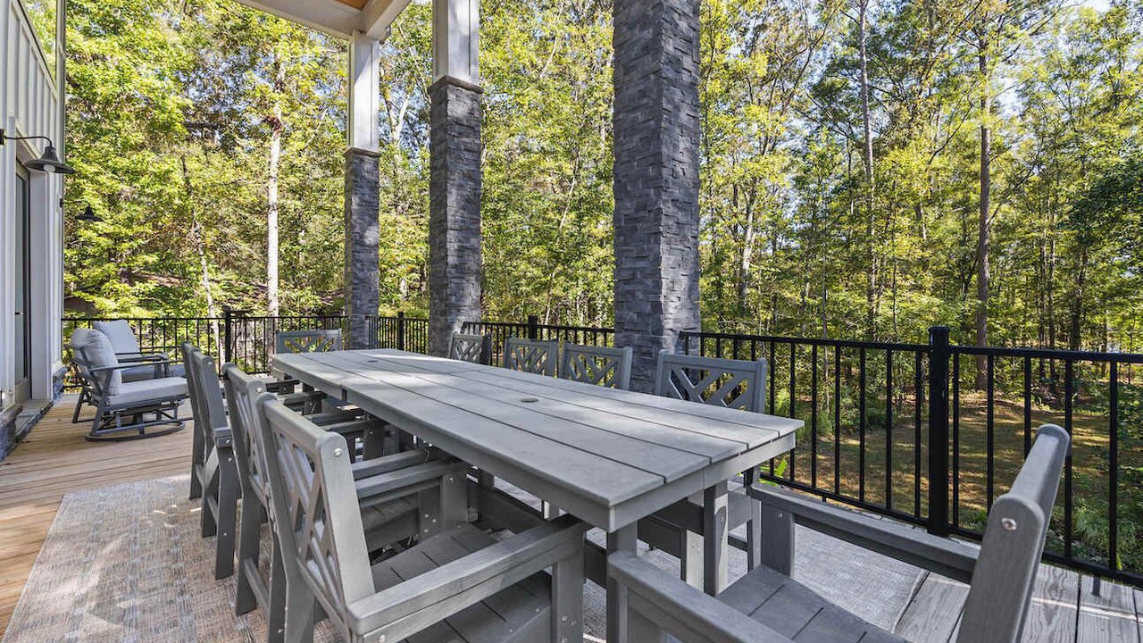 Photo of Outdoor in Toccoa