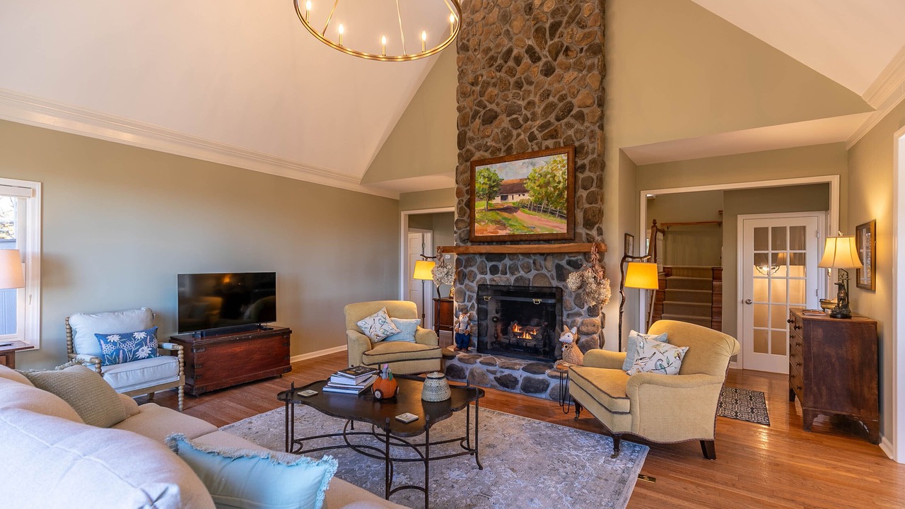 Photo of Livingroom in Blowing Rock