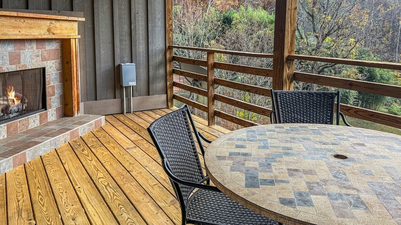 Photo of Livingroom in Bryson City