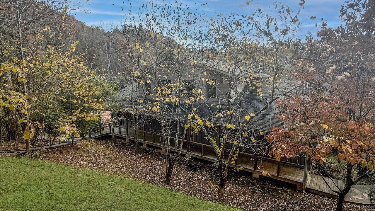 Photo of Livingroom in Bryson City