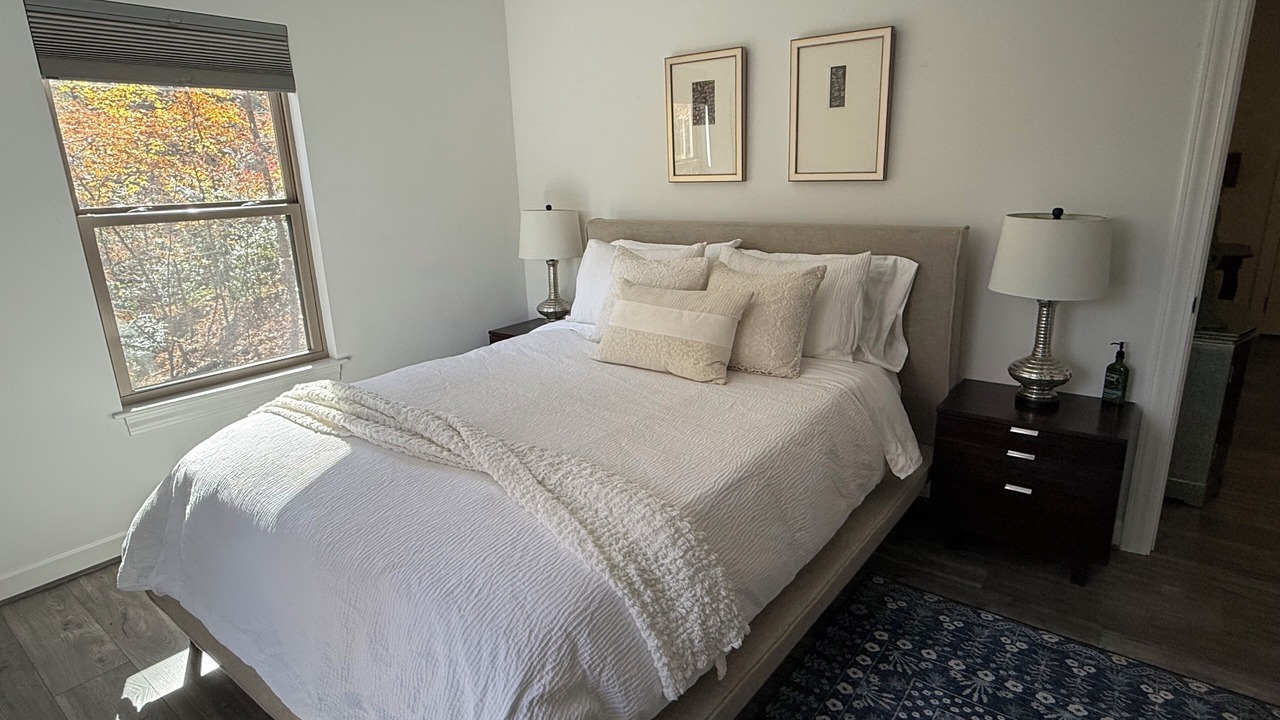 Photo of Bedroom in Lynn