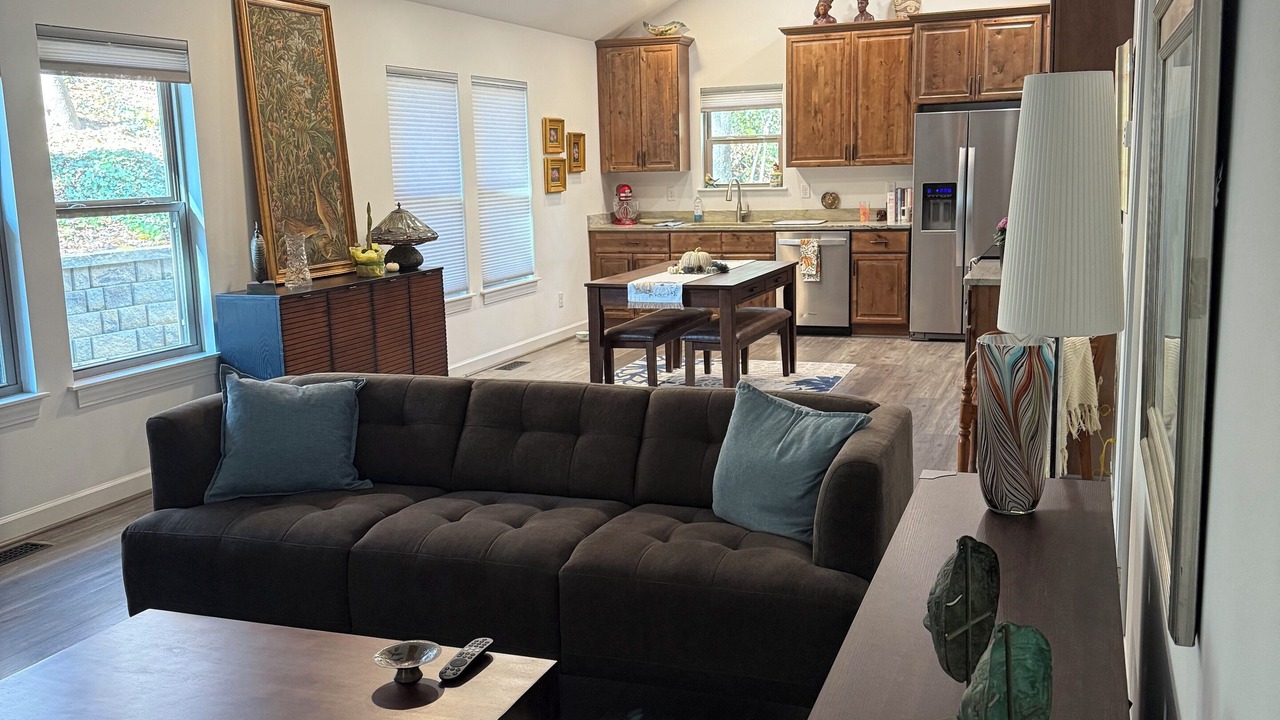 Photo of Livingroom in Lynn