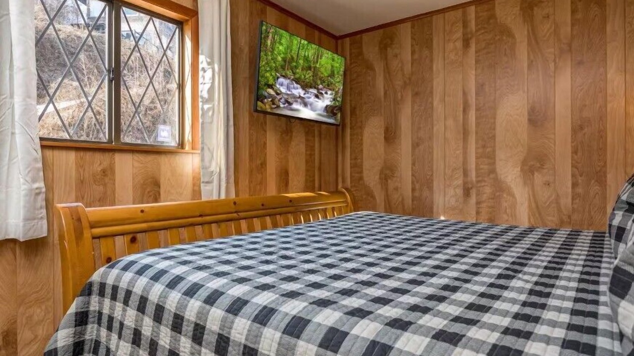 Photo of Bedroom in Chalet Village North