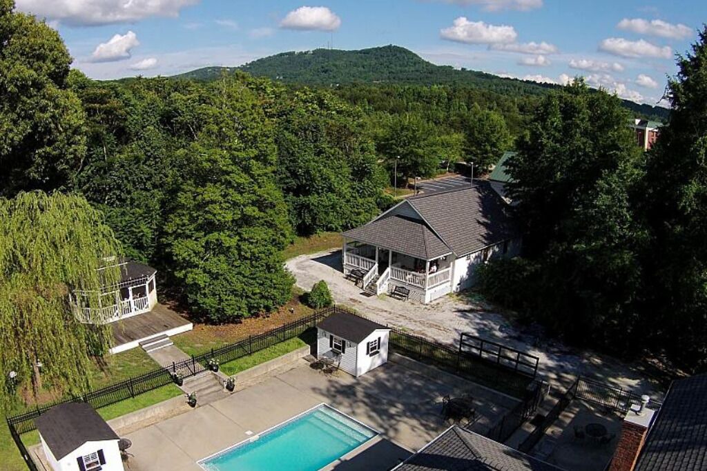 Photo of Outdoor in Travelers Rest