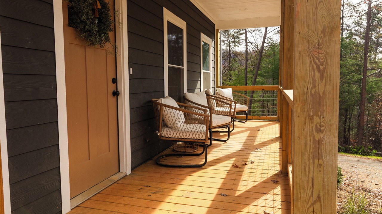 Photo of Patio Balcony in Weaverville