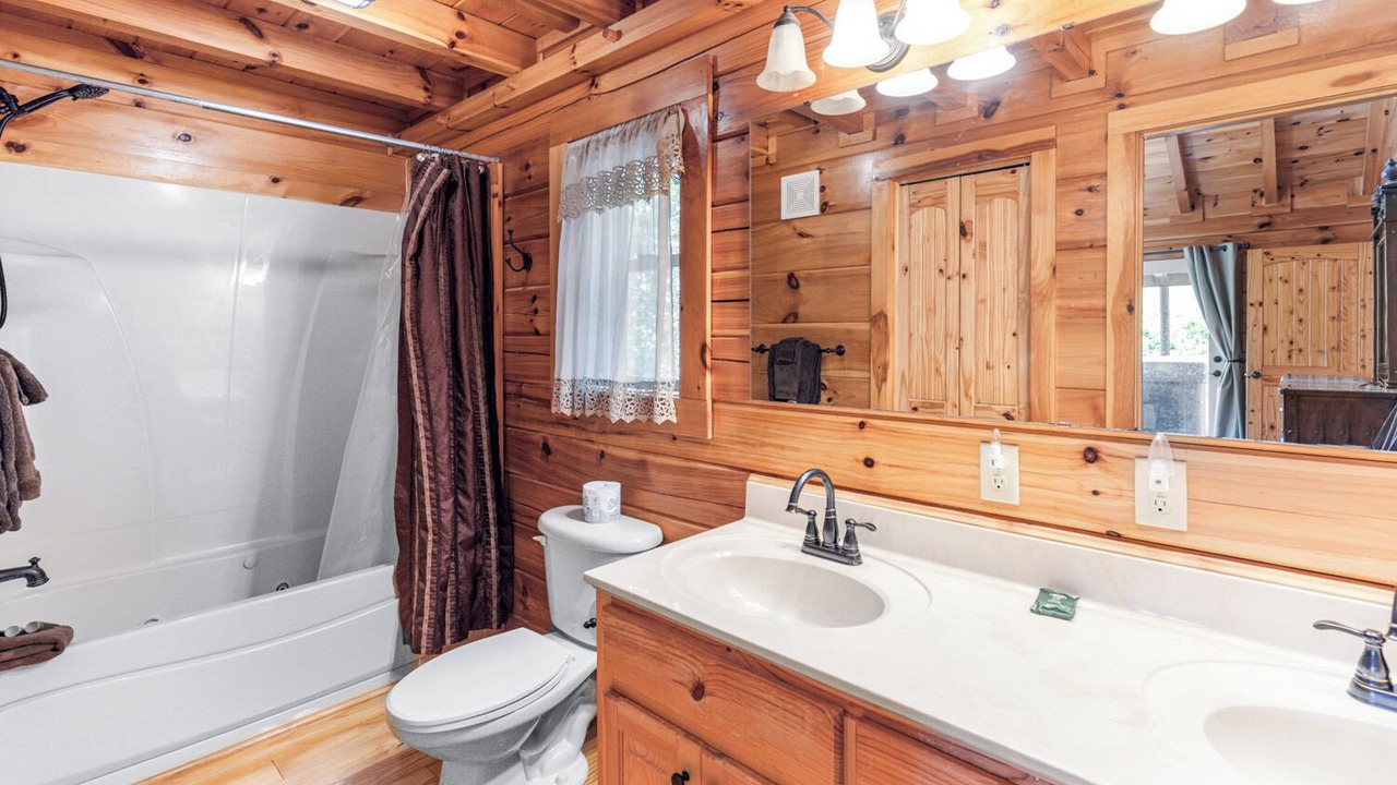 Photo of Bathroom in Black Mountain
