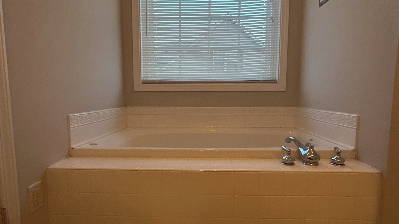 Photo of Bathroom in Spurgeon