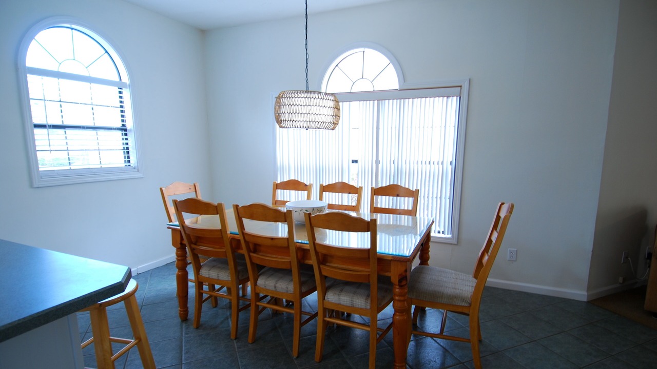 Photo of Livingroom in Arcadian Shores