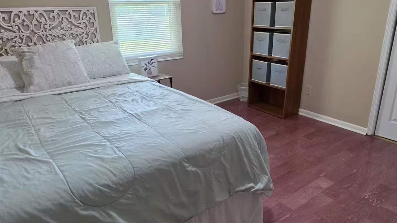 Photo of Bedroom in Cleveland