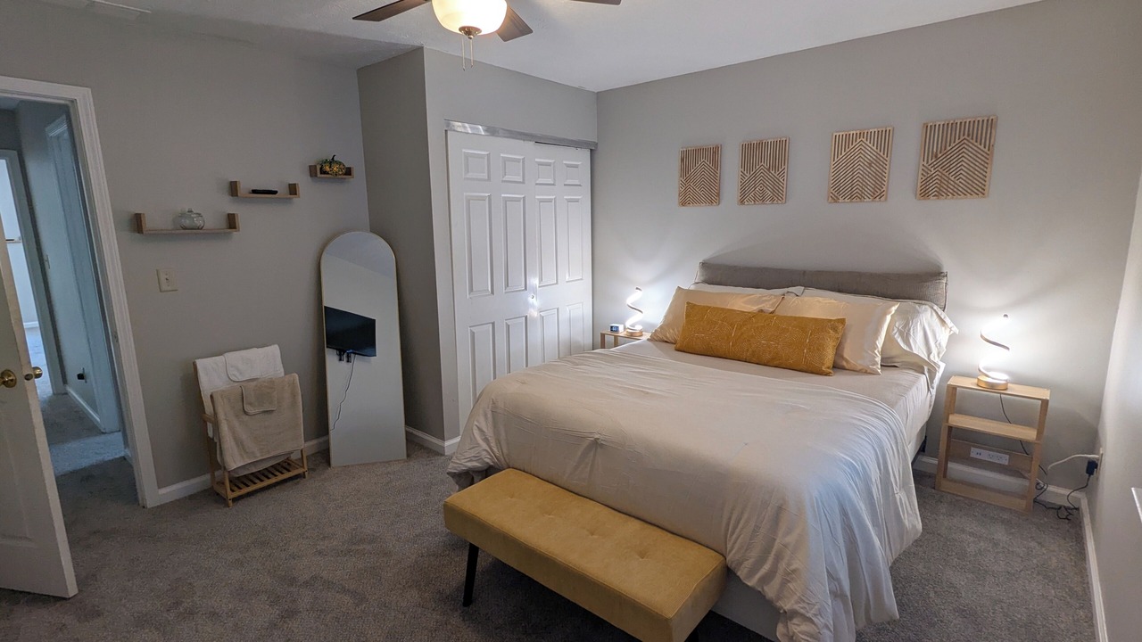Photo of Bedroom in Troy