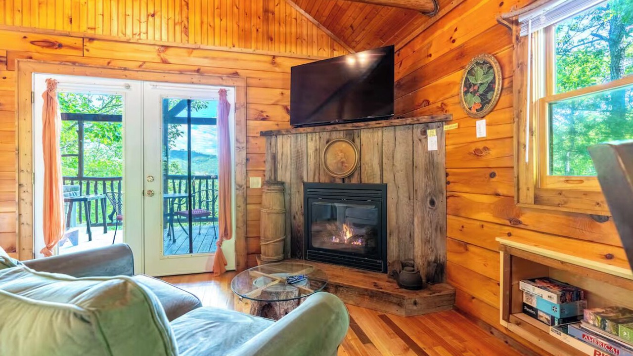Photo of Livingroom in Hot Springs