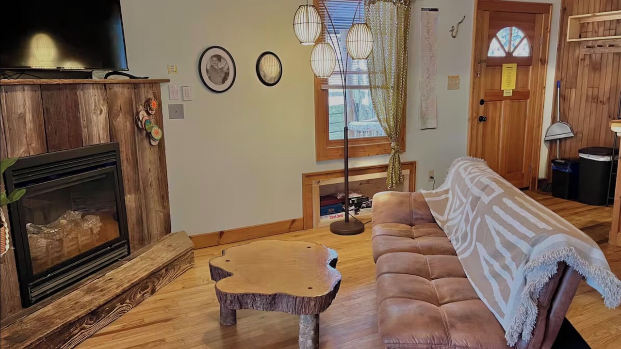 Photo of Livingroom in Hot Springs