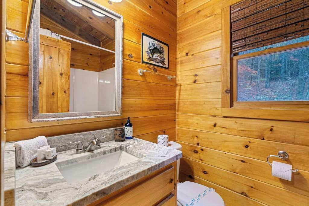 Photo of Bathroom in Helen