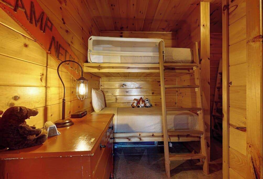 Photo of Bedroom in Necowa Cove