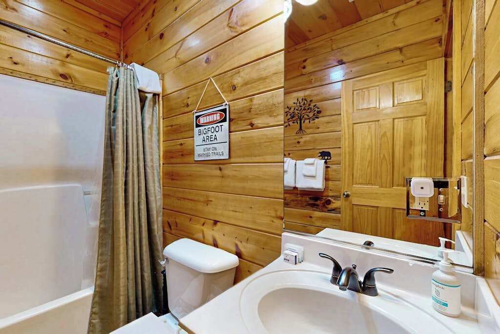 Photo of Bathroom in Necowa Cove
