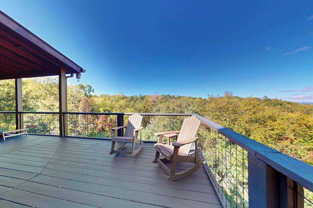 Photo of Patio Balcony in Necowa Cove