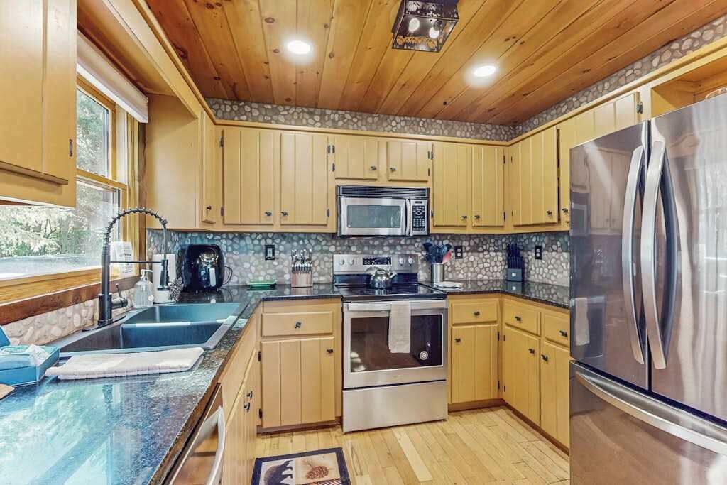 Photo of Kitchen in Necowa Cove