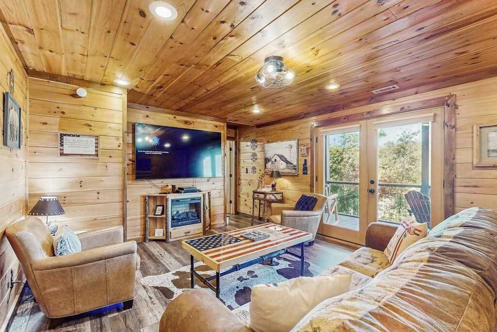 Photo of Livingroom in Necowa Cove