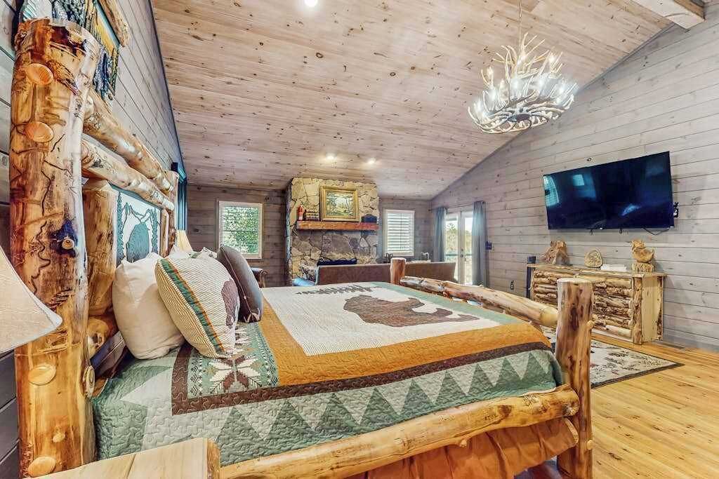 Photo of Bedroom in Necowa Cove