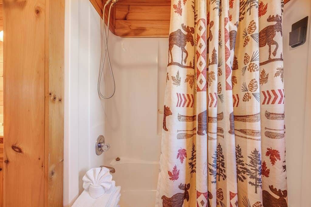 Photo of Bathroom in Necowa Cove