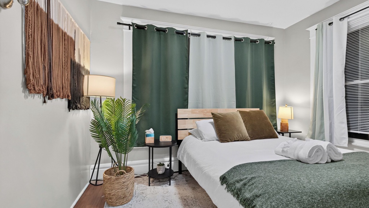 Photo of Bedroom in Franklin Park