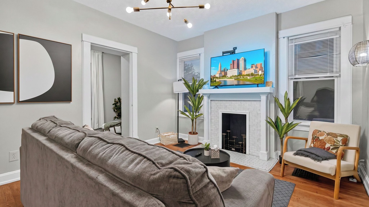 Photo of Livingroom in Franklin Park