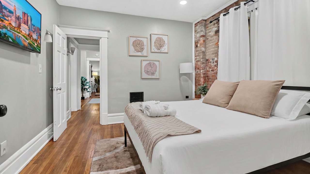 Photo of Bedroom in Franklin Park