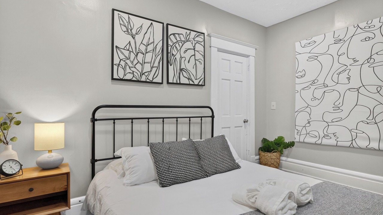 Photo of Bedroom in Franklin Park