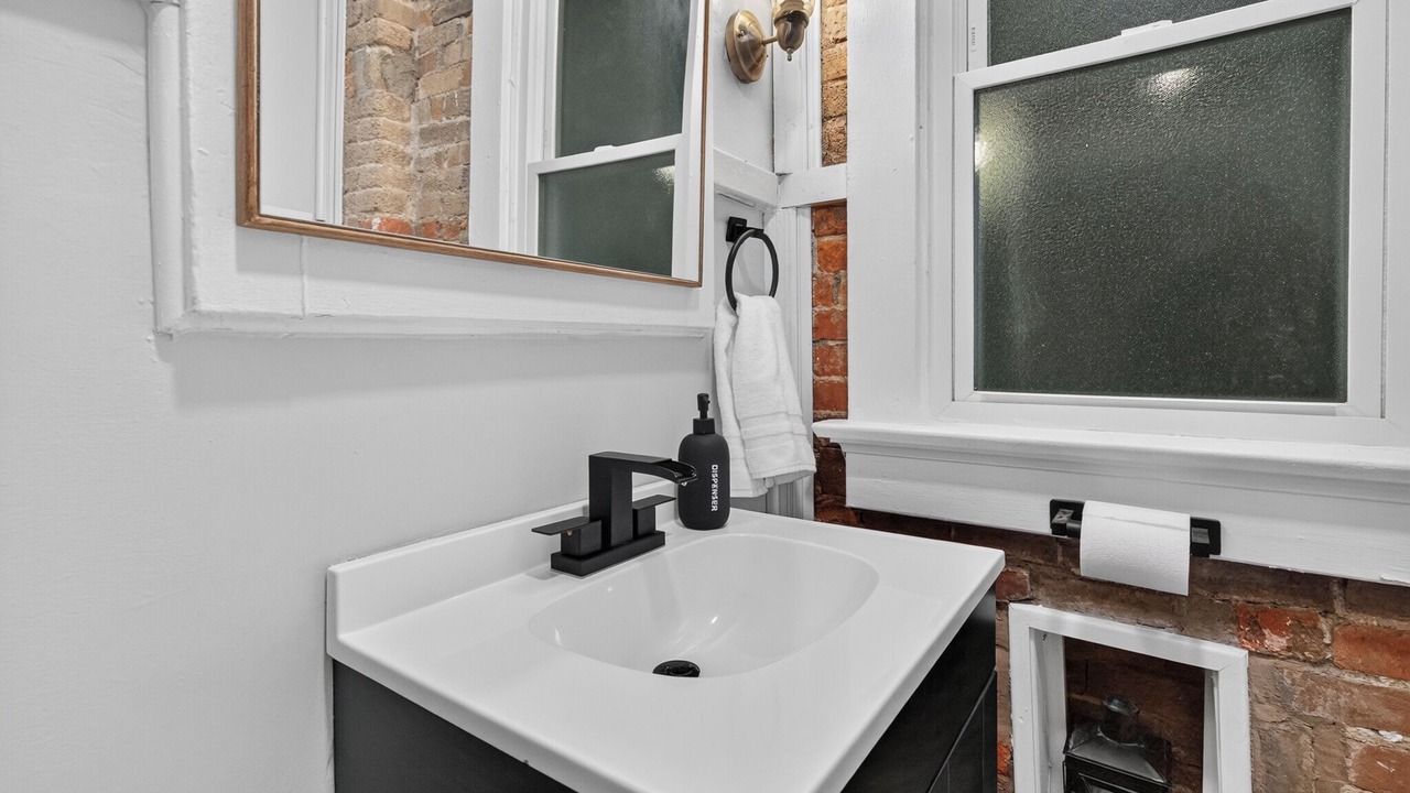Photo of Bathroom in Franklin Park