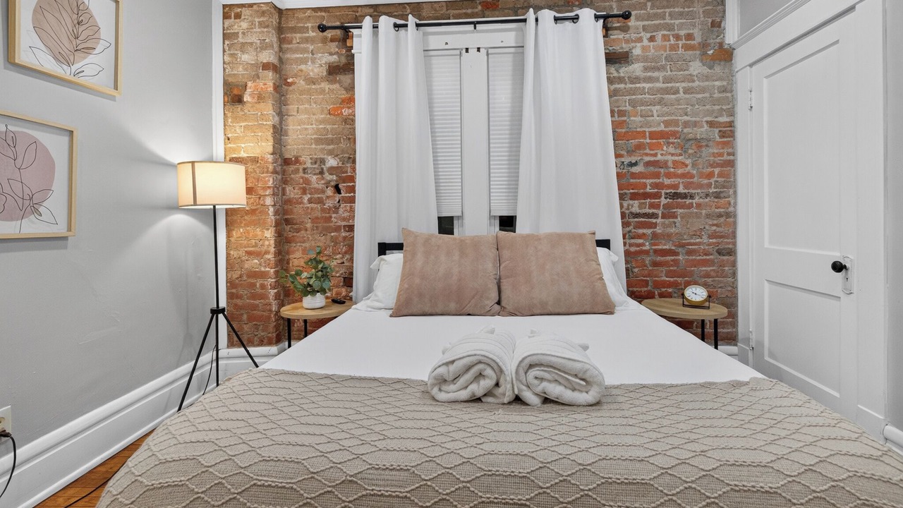 Photo of Bedroom in Franklin Park