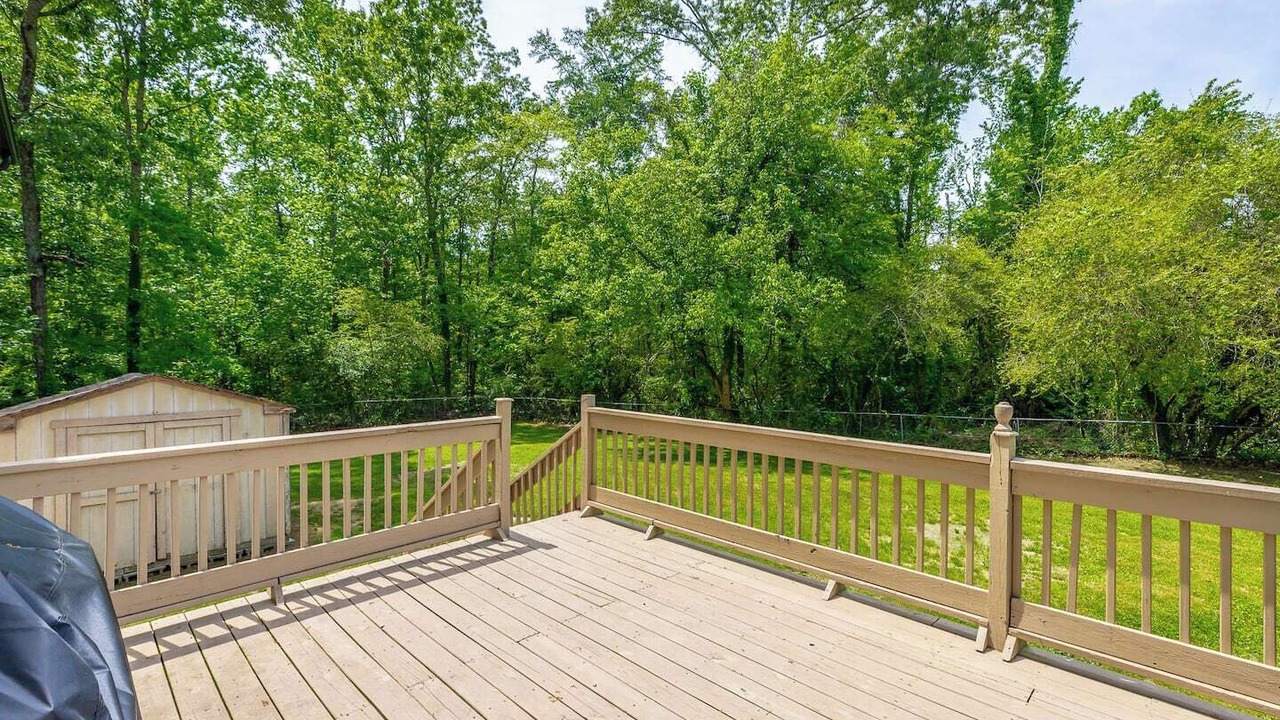 Photo of Patio Balcony in East Brainerd