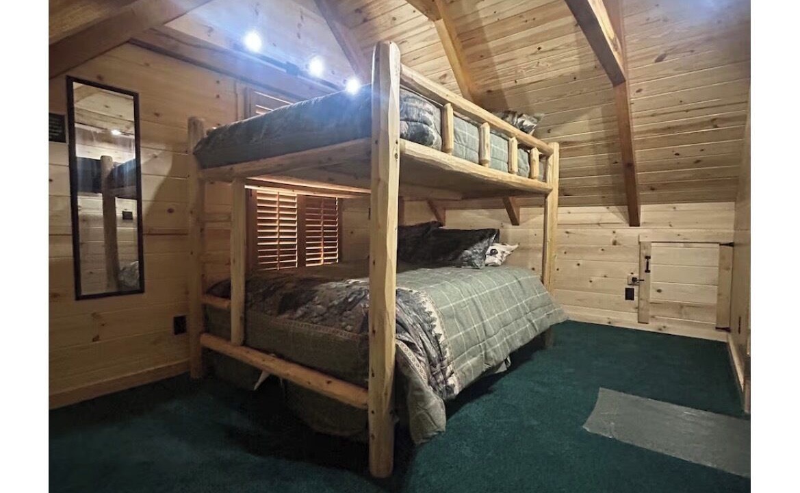 Photo of Bedroom in Elkins