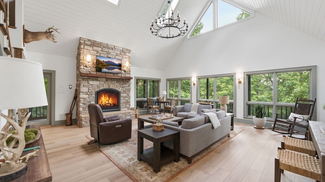 Photo of Livingroom in Townsend