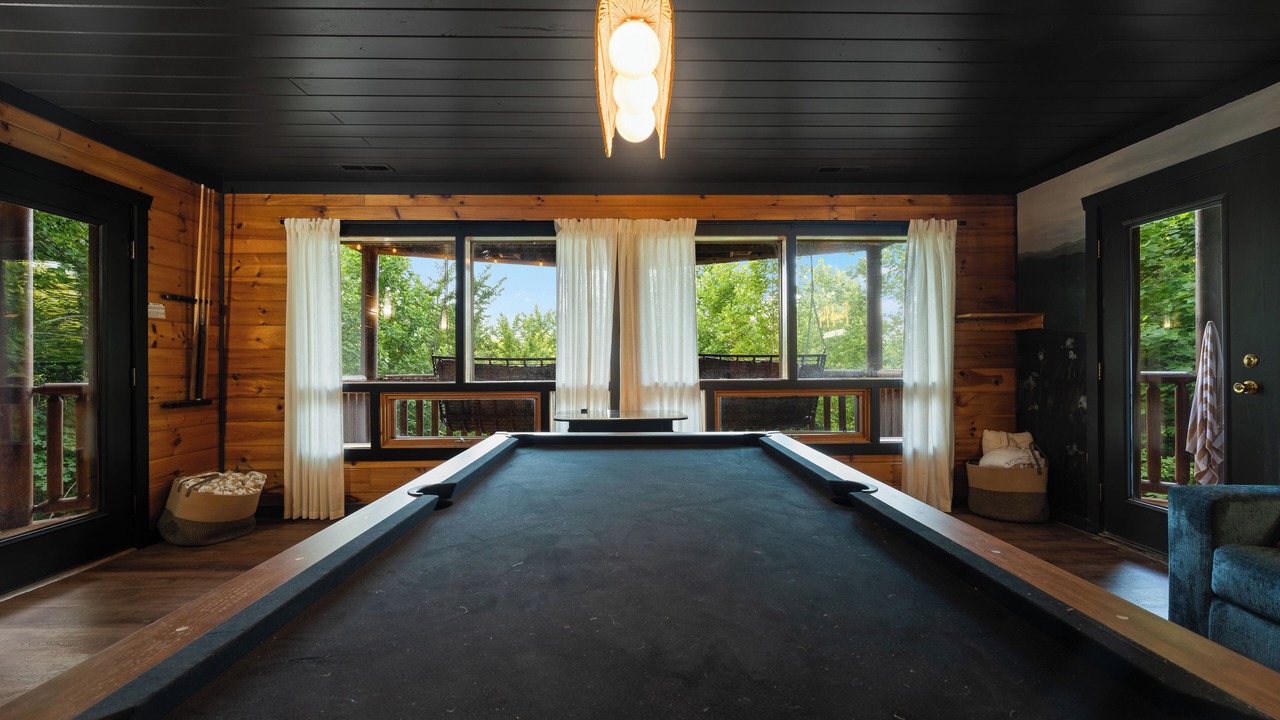 Photo of Bedroom in Pittman Center