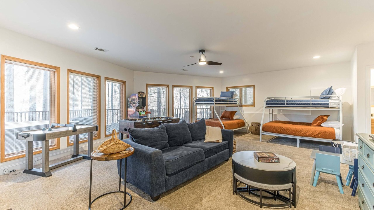 Photo of Livingroom in Helen