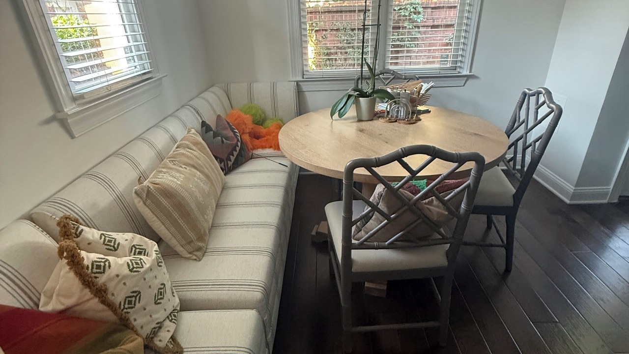 Photo of Livingroom in Ashbrook - Clawson Village