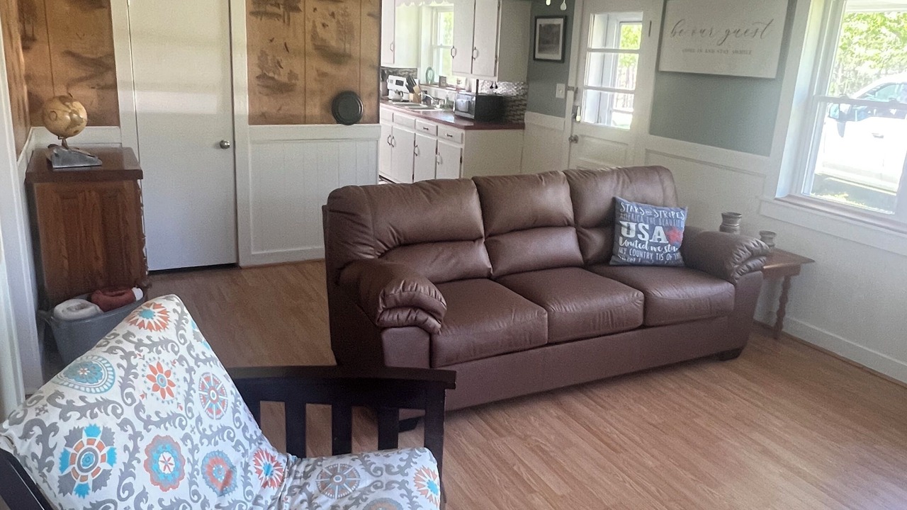 Photo of Livingroom in Elkin