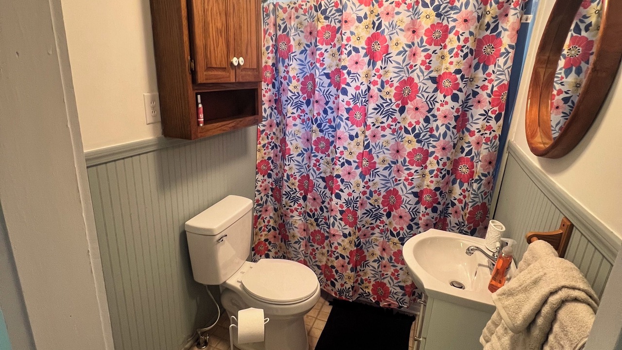 Photo of Bathroom in Elkin