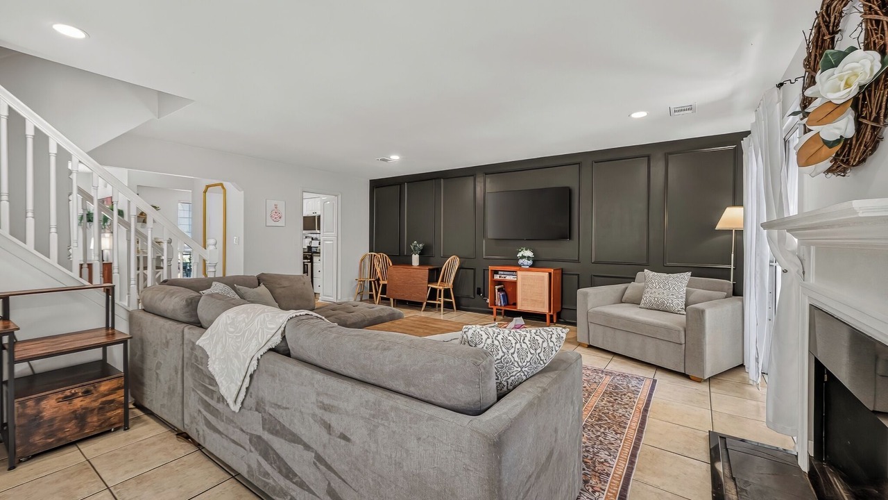 Photo of Livingroom in Peachtree Corners
