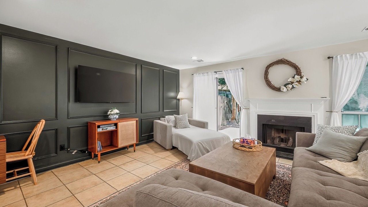 Photo of Livingroom in Peachtree Corners