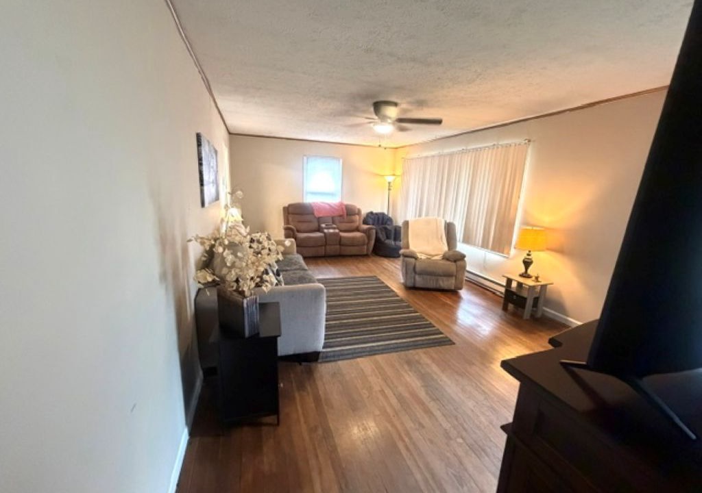 Photo of Livingroom in Bluewell