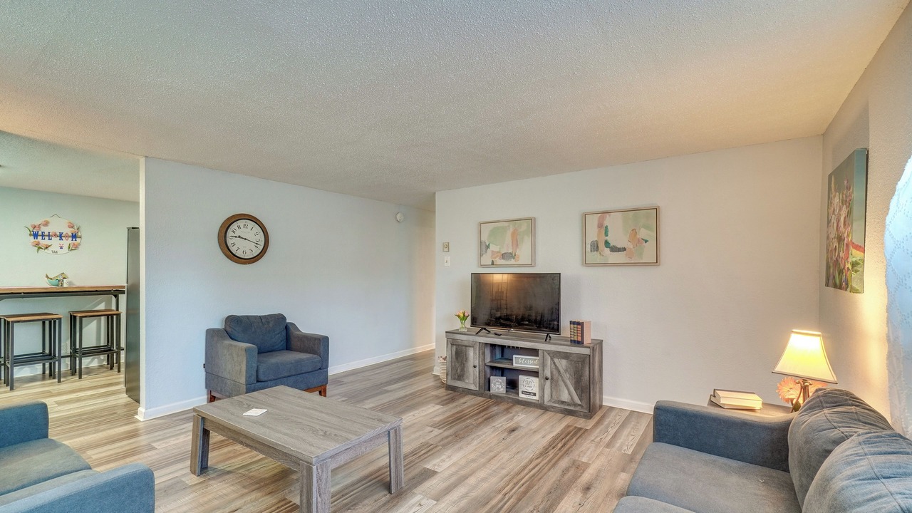 Photo of Livingroom in Knoxville