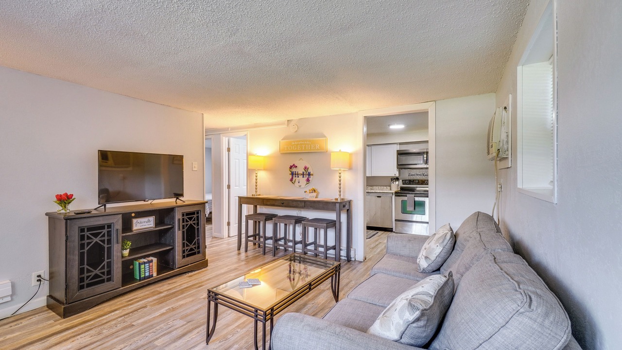 Photo of Livingroom in Knoxville