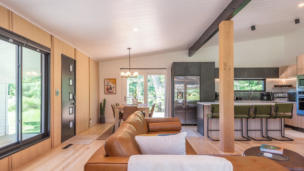 Photo of Livingroom in Bedford